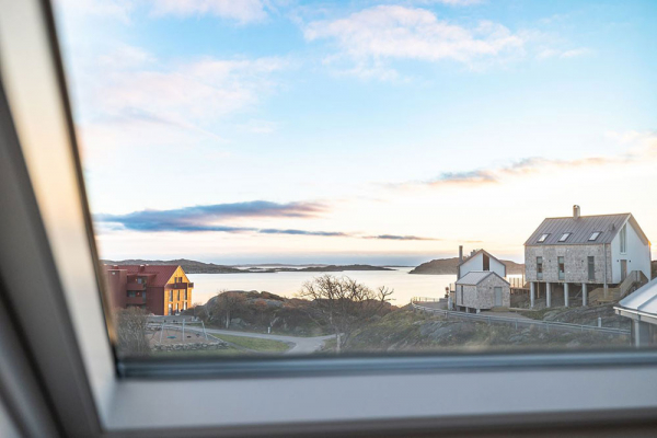 Современная дача в Швеции с видом на Северное море