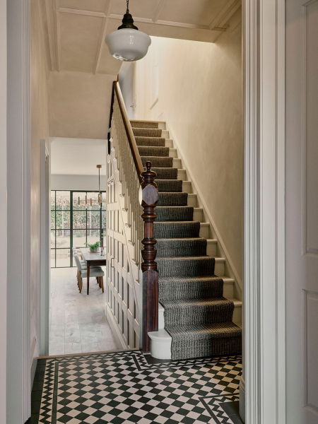Тёплый и уютный современный интерьер эдвардианского дома в Лондоне